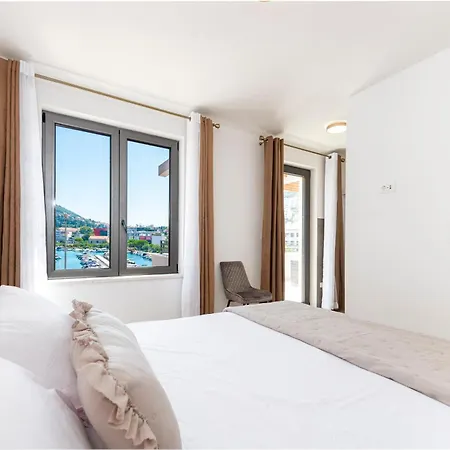 Dlc Deluxe Penthouse With Terrace & Sea View