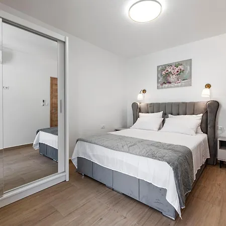 Dlc Deluxe Penthouse With Terrace & Sea View * Dubrovnik
